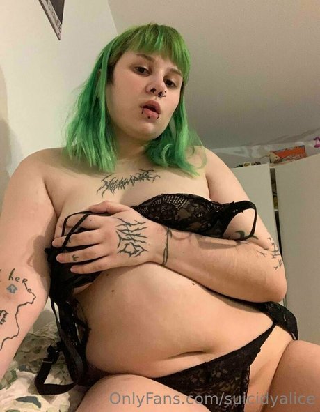 suicidyalice model nice galleries