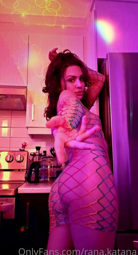 Rana Katana hot model pic