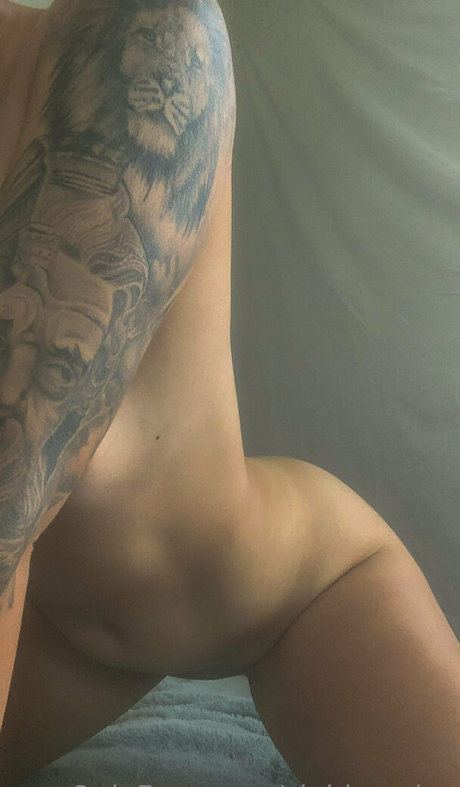 Siobhanuncensored pornstar nudes images