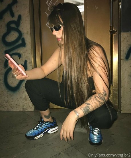 vtng br2 star nude gallery