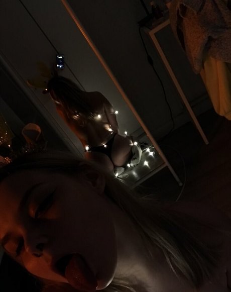 Lenny Bright sex model photo