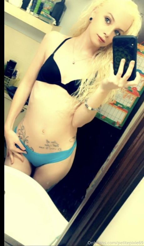 petitepixie69 sexy star image