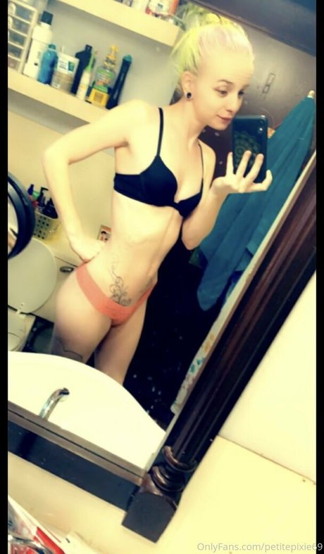 petitepixie69 pretty pornstar pictures