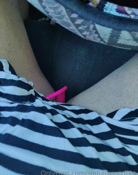 sinfullypurrfuct star best picture