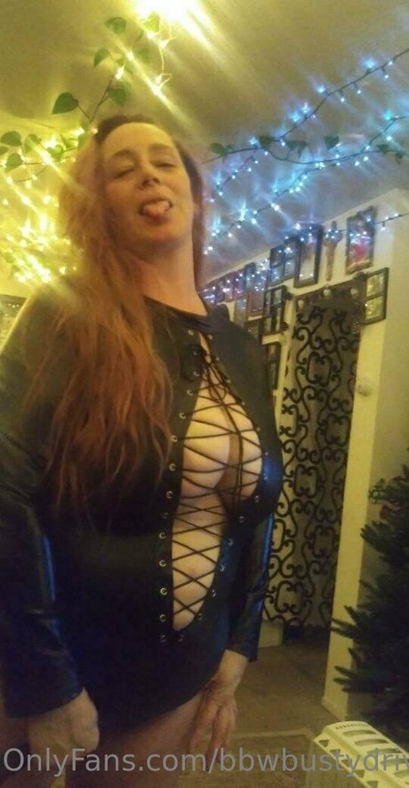 bbwbustydriver pornstar nude image