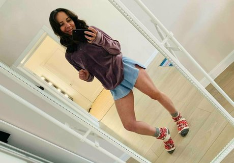 angelamom sex pornstar img