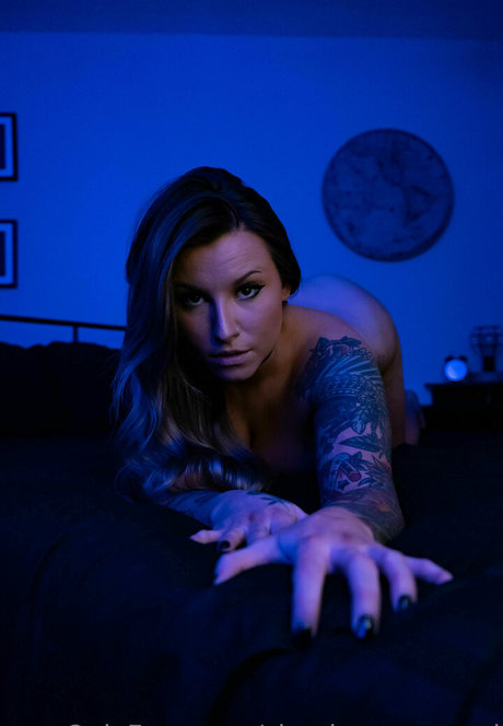 SimplyUncovered nice model galleries