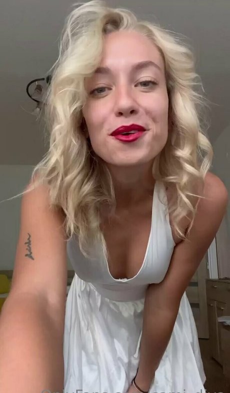 cami diva nice model photos