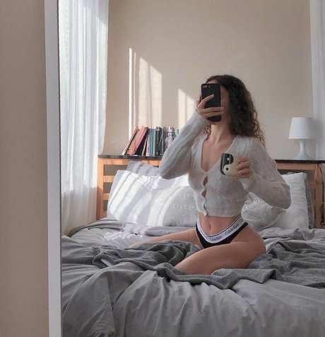 Meltem Koc pornographic model pic