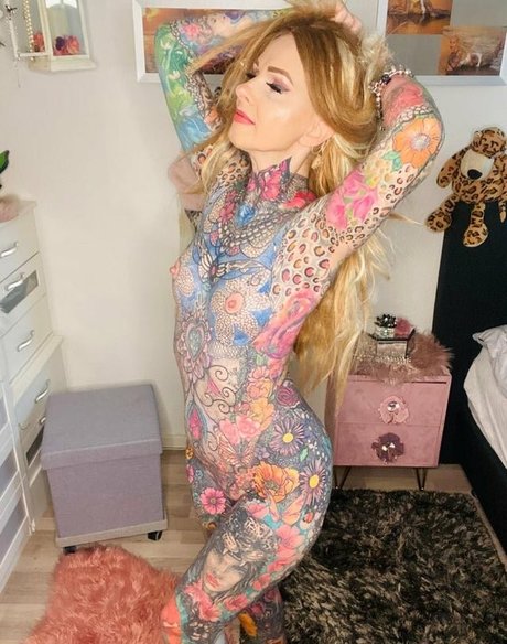 Tattoobutterfly pornstar free picture