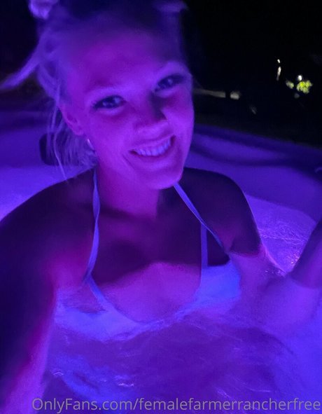 femalefarmerrancherfree pretty star pics