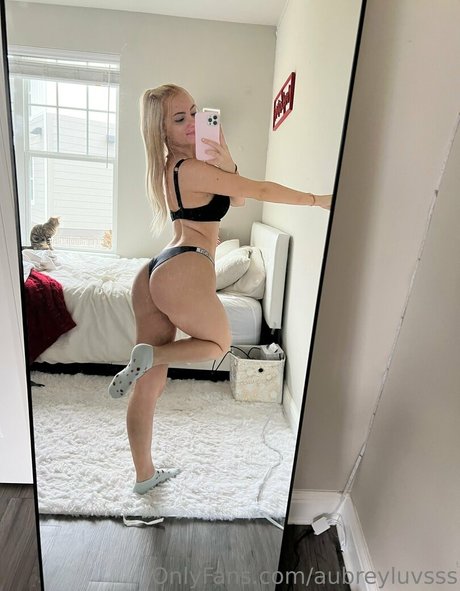 aubreyluvsss pretty model pictures