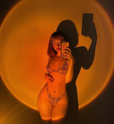 Daniela RD Lewis adult model galleries