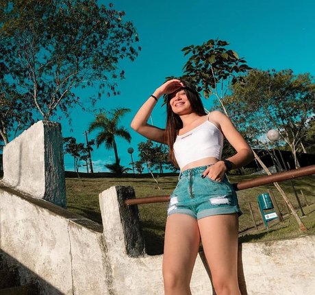 Karol Oliveira thumbnail