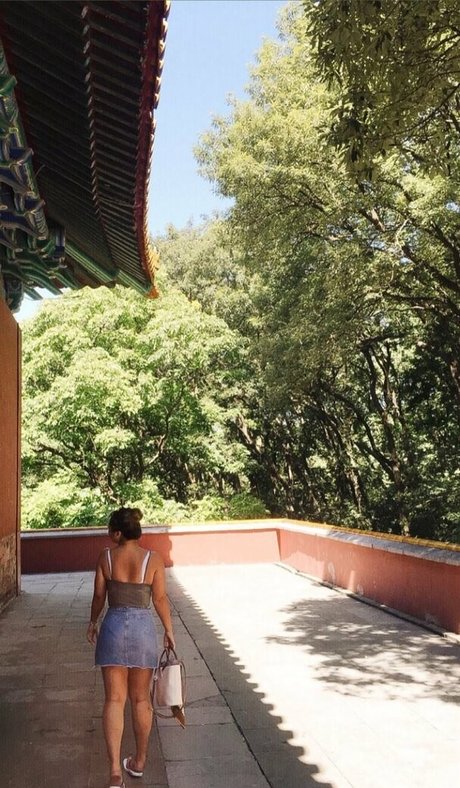 Cestvrai star naked images