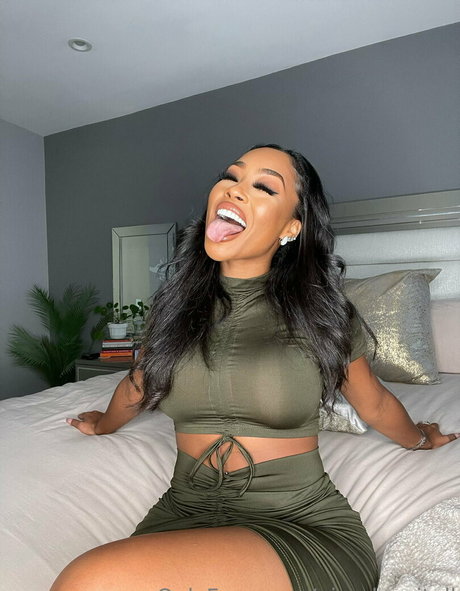 ninadoesitall star beautiful pics