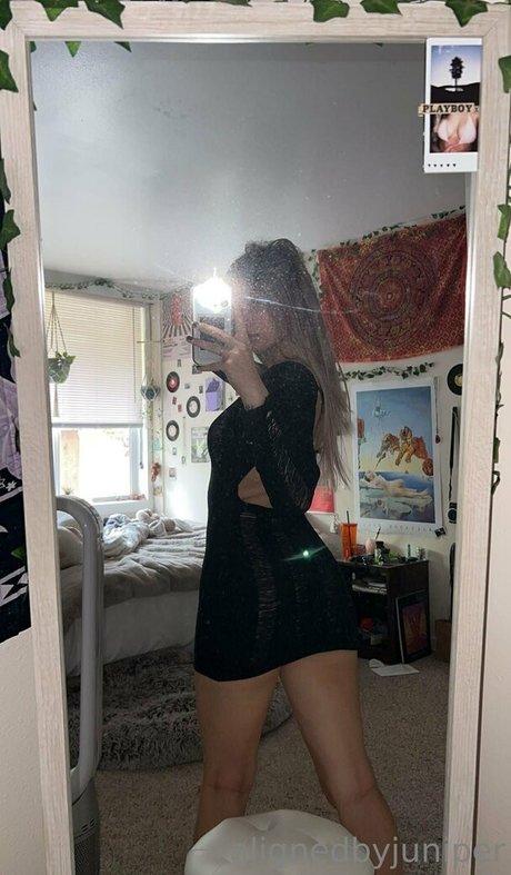 alignedbyjuniper sexy actress archive