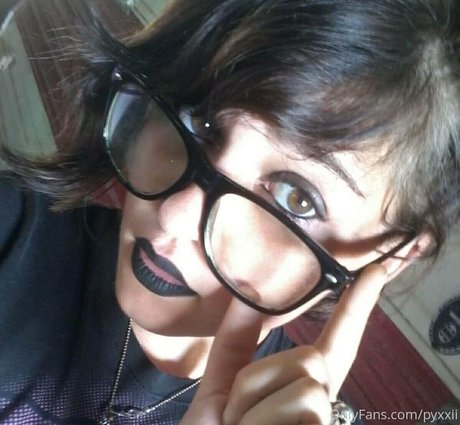 pyxxii sexy pornstar images