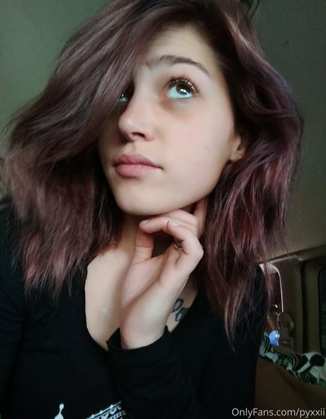 pyxxii beautiful star image