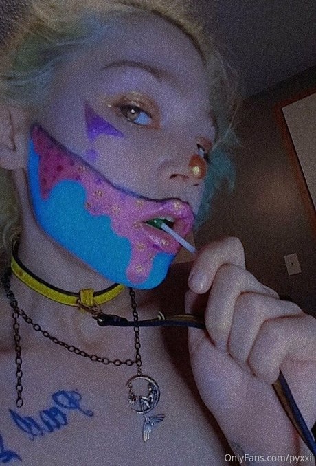 pyxxii star nude galleries