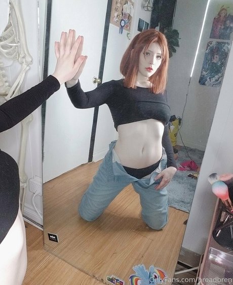 breadbren hot actress pictures