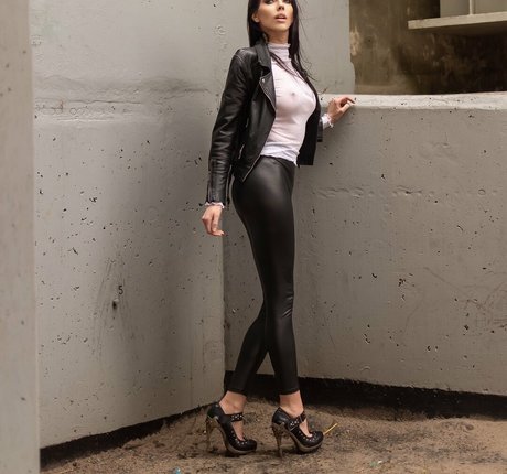 Miss Electric high quality pornstar gallery