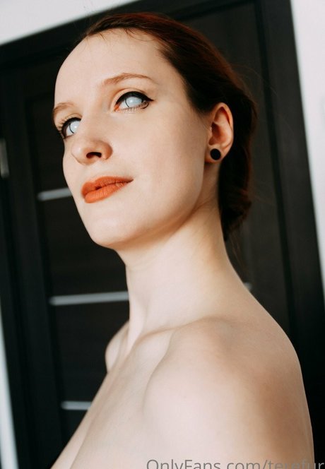 TeRefur hot pornstar pic