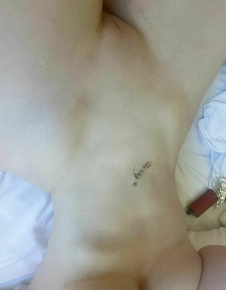 Candyrobbs pornographic model pictures