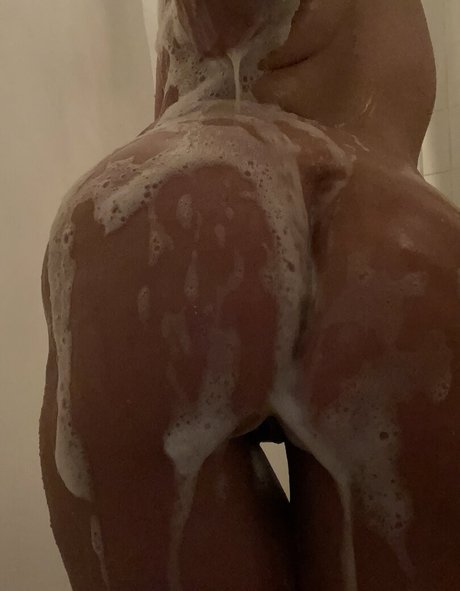 a marie onlyme model erotic picture