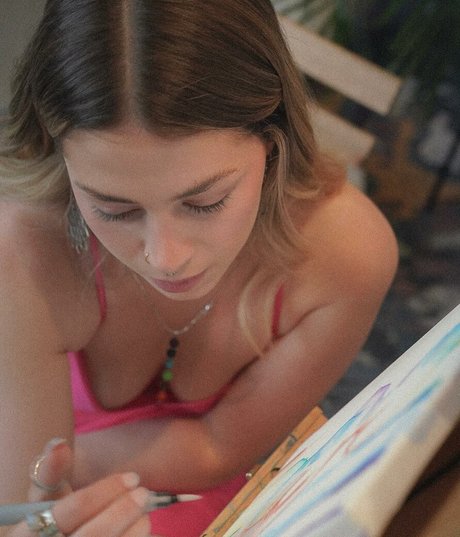 Emmily Mello nudes model photos