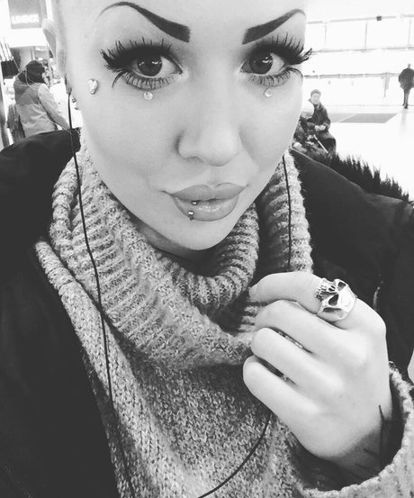 My Little Vronie perfect pornstar photo