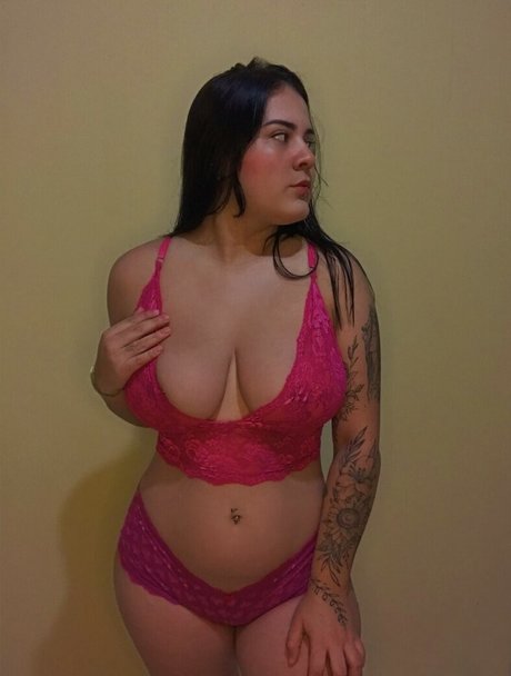 Laraoliveiraof pornstar naked photo
