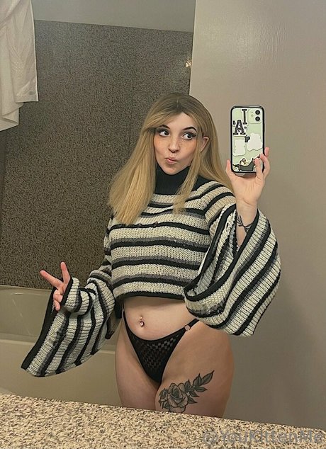 youkittenme star naked pics