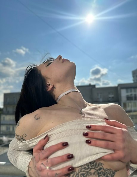 selena girl art actress img