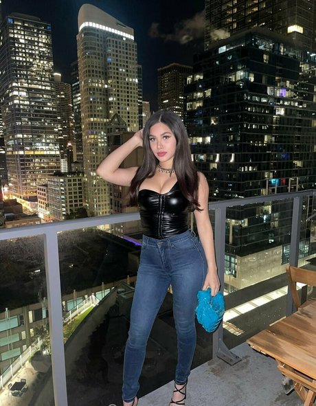 thedailydolly erotic star gallery