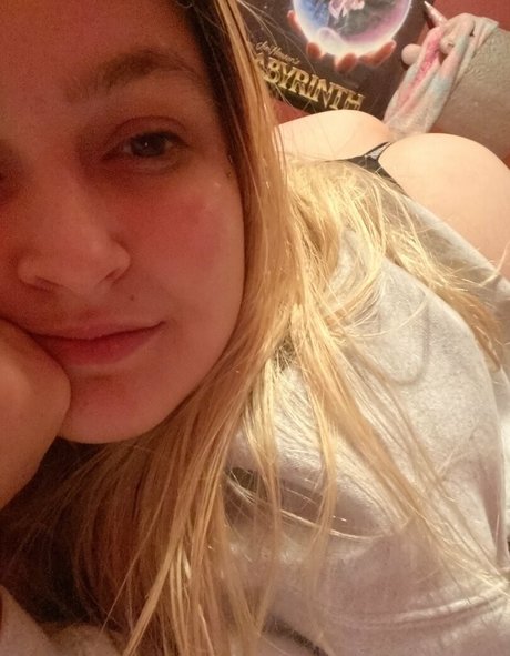 blonde muscle onlyfans sexy naked pics