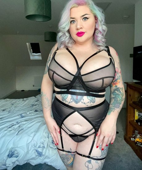 Curvysjay exclusive star photo