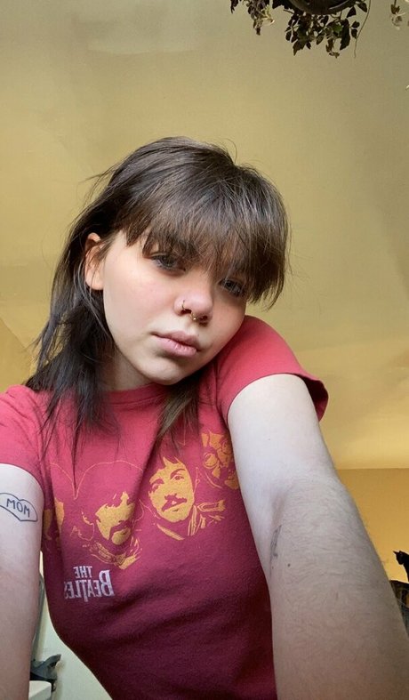 nikkiinatural high quality actress gallery