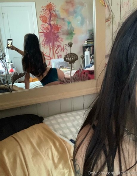 velvetmuerte pornstar beautiful pic