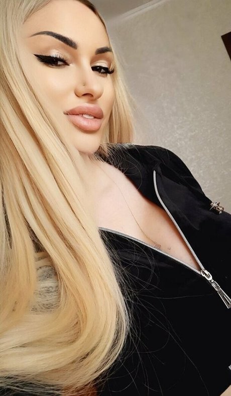 hottanuysha model free image