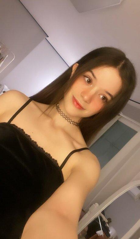 A Bit Rebecca pornstar top picture