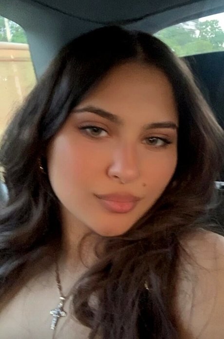 Sah Santtos_ pretty pornstar photos