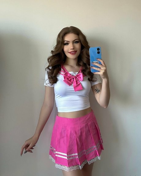 freedellieisla porn star img