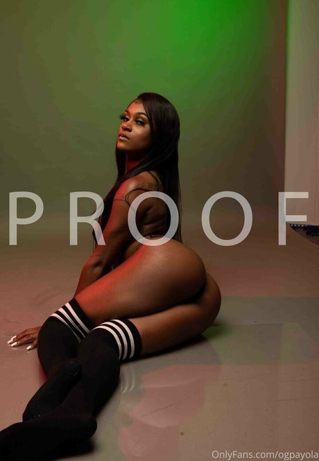 playwithmocha model nude pics