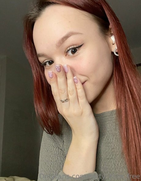 ketty cute free nice model picture