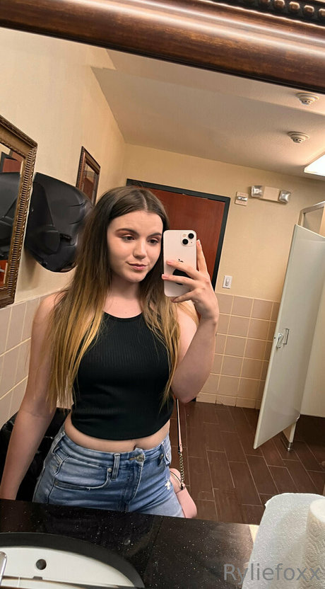 ryliefoxx free high quality actress archive