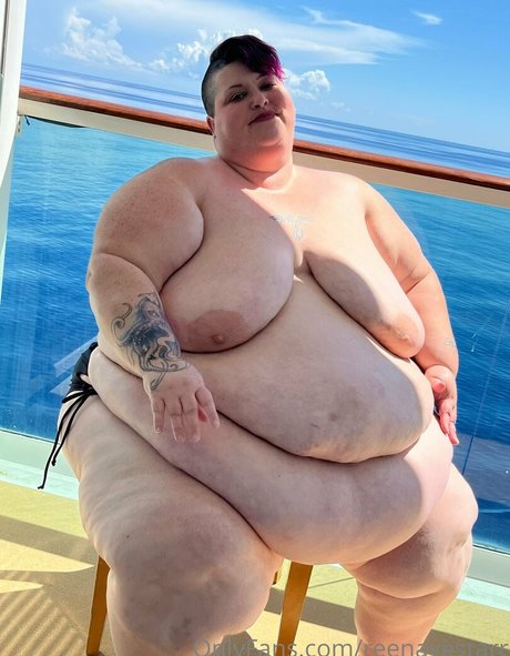 reenayestarr star nudes photos