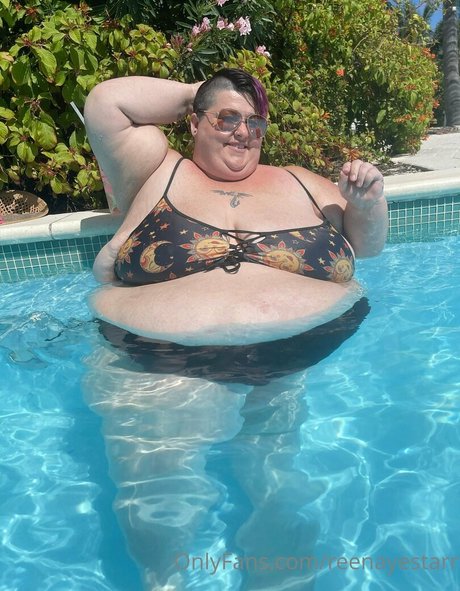 reenayestarr erotic star photo