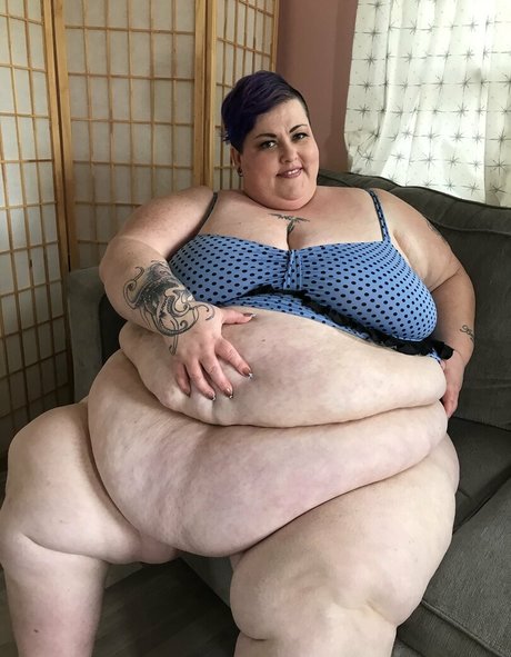 reenayestarr pornstar adult pics