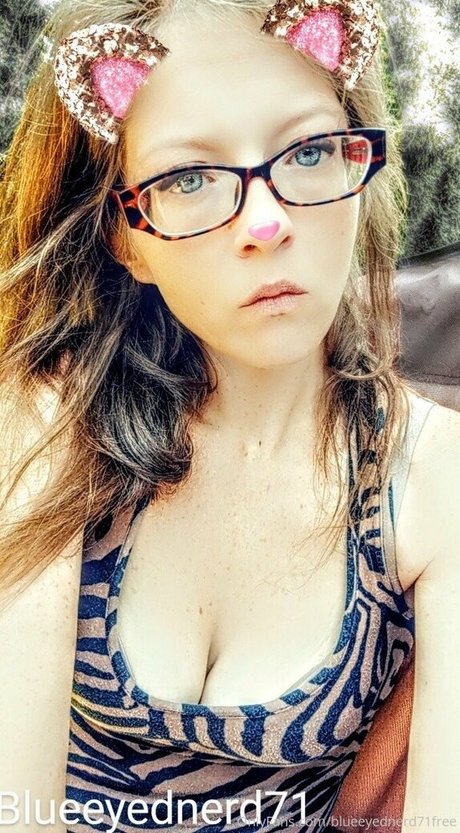 blueeyednerd71free sexy star gallery